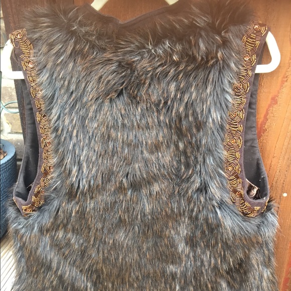 Guess faux fur vest - Picture 6 of 7